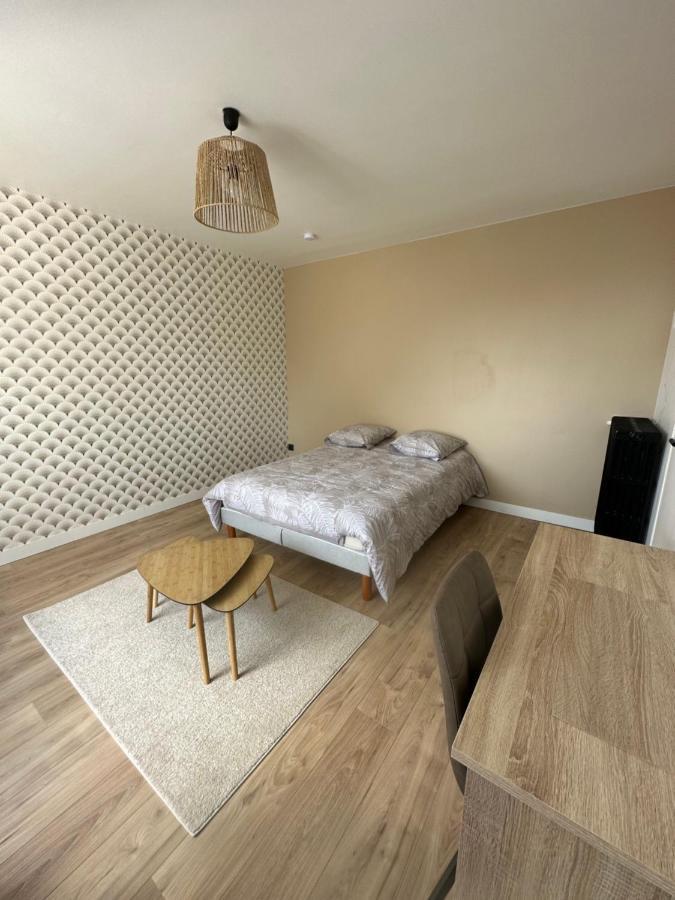 Le Madeleine - Cosy & Renove - Face Tram Apartment ออร์เลออง ภายนอก รูปภาพ